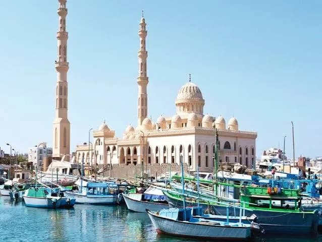 El Mina Mosque viewed from the harbour with fishing boats