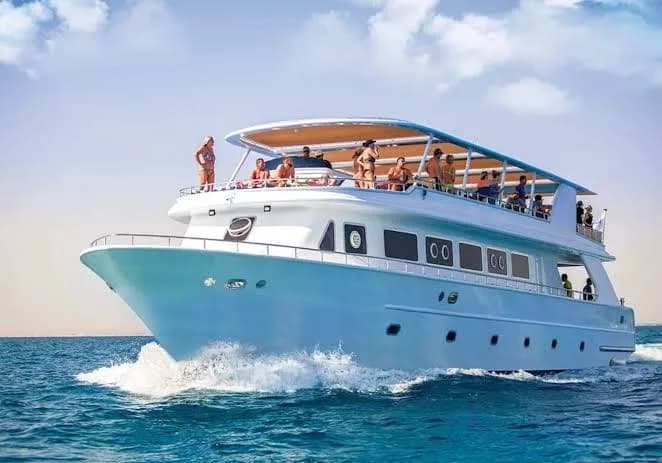 Day-trip boat cruising the Red Sea off Hurghada
