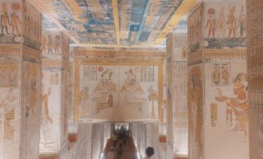 Hurghada to Luxor Small Group Tour – Valley of the Kings & Karnak Temple