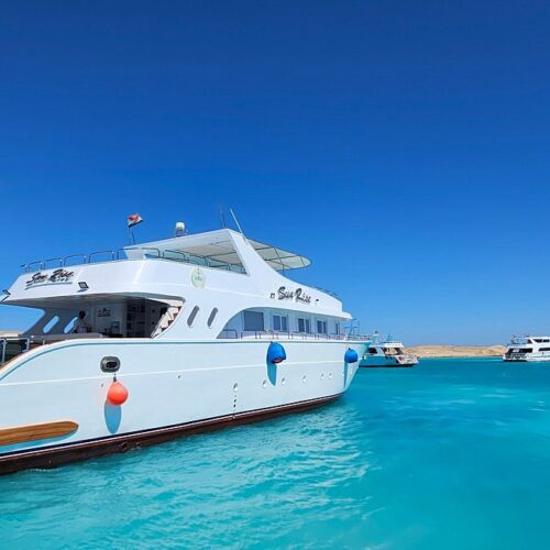 Luxury trip to Orange Bay and Hula Hula island Snorkeling & Lunch
